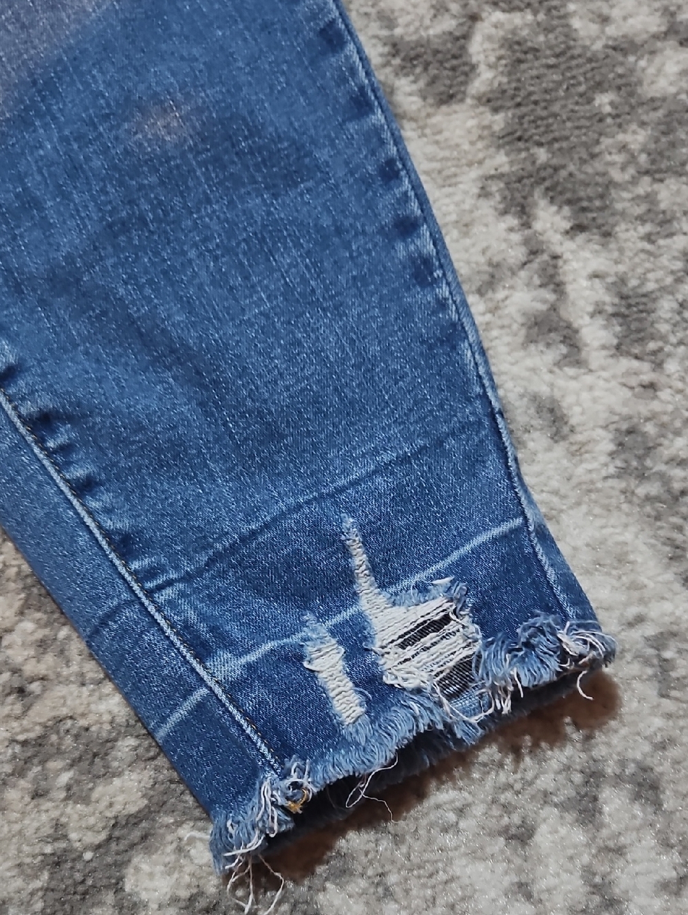 Judy Blue Distressed Blue Ankle Crop Jeans - Picture 2 of 5